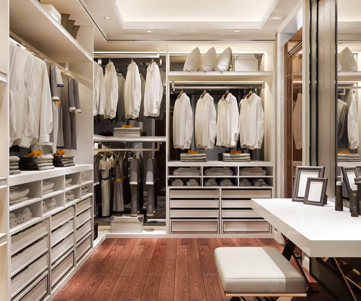 Luxury Walk-in Closets Design Idea