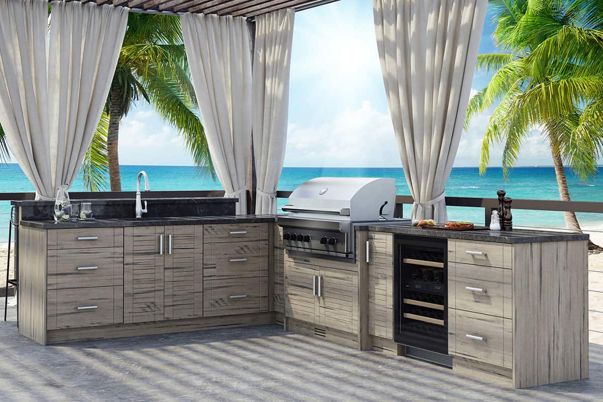 Embracing the Advantages of Outdoor Kitchens