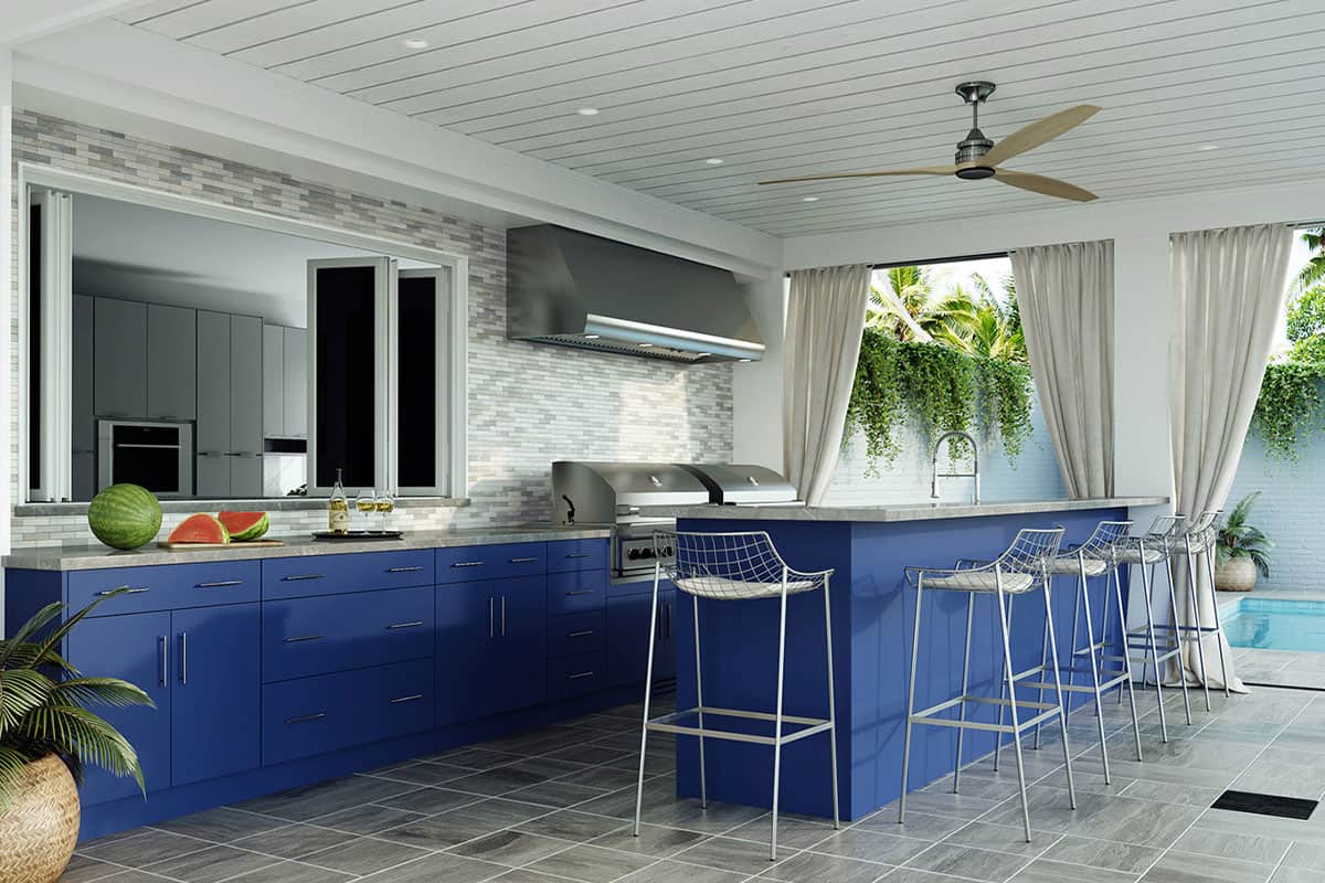 All-Season Outdoor Kitchen