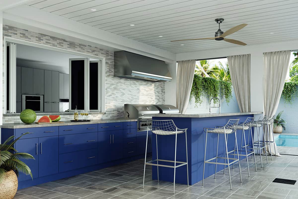 Mixing outdoor kitchen styles: Modern + Tropical in Sarasota Mixing outdoor kitchen styles: Modern + Tropical in Sarasota