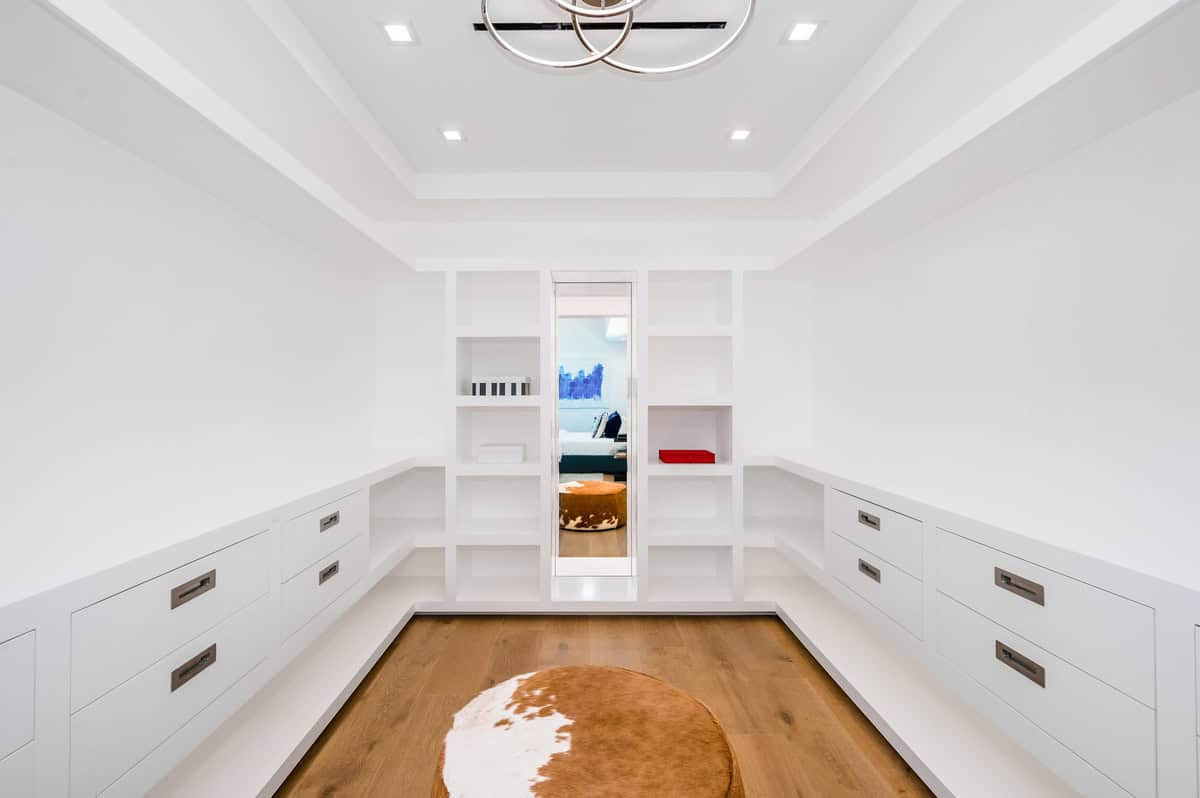 Dover, FL Custom Home Organization & features Explore Customizable storage features in Dover, FL