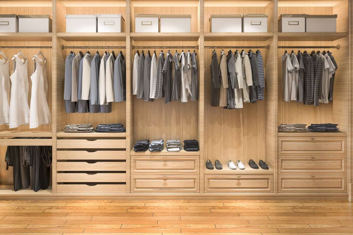 How to organize jewelry in your Sarasota, FL walk-in closet How to organize jewelry in your Sarasota, FL walk-in closet